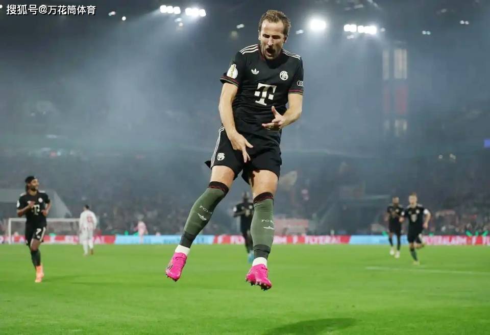 4-1！3-0！足坛一夜综述，拜仁13连胜狂飙，大巴黎翻车，穆里尼奥挺进4强
