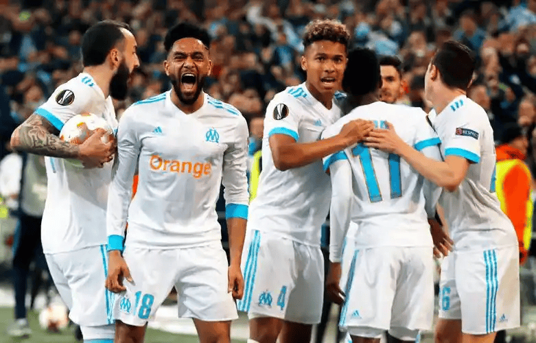 法甲保级卡位生死局：布雷斯特主场死磕欧塞尔